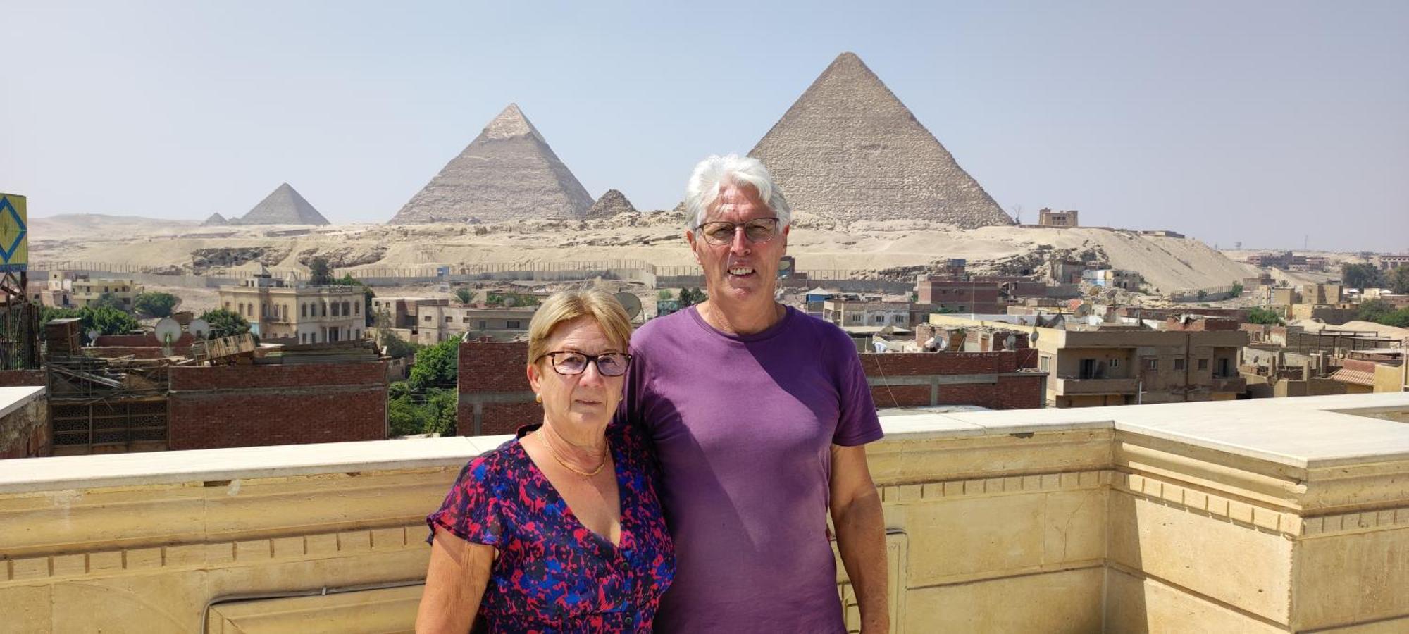 Pyramids Kingdom - Guest House Kafret el-Gabal 外观 照片