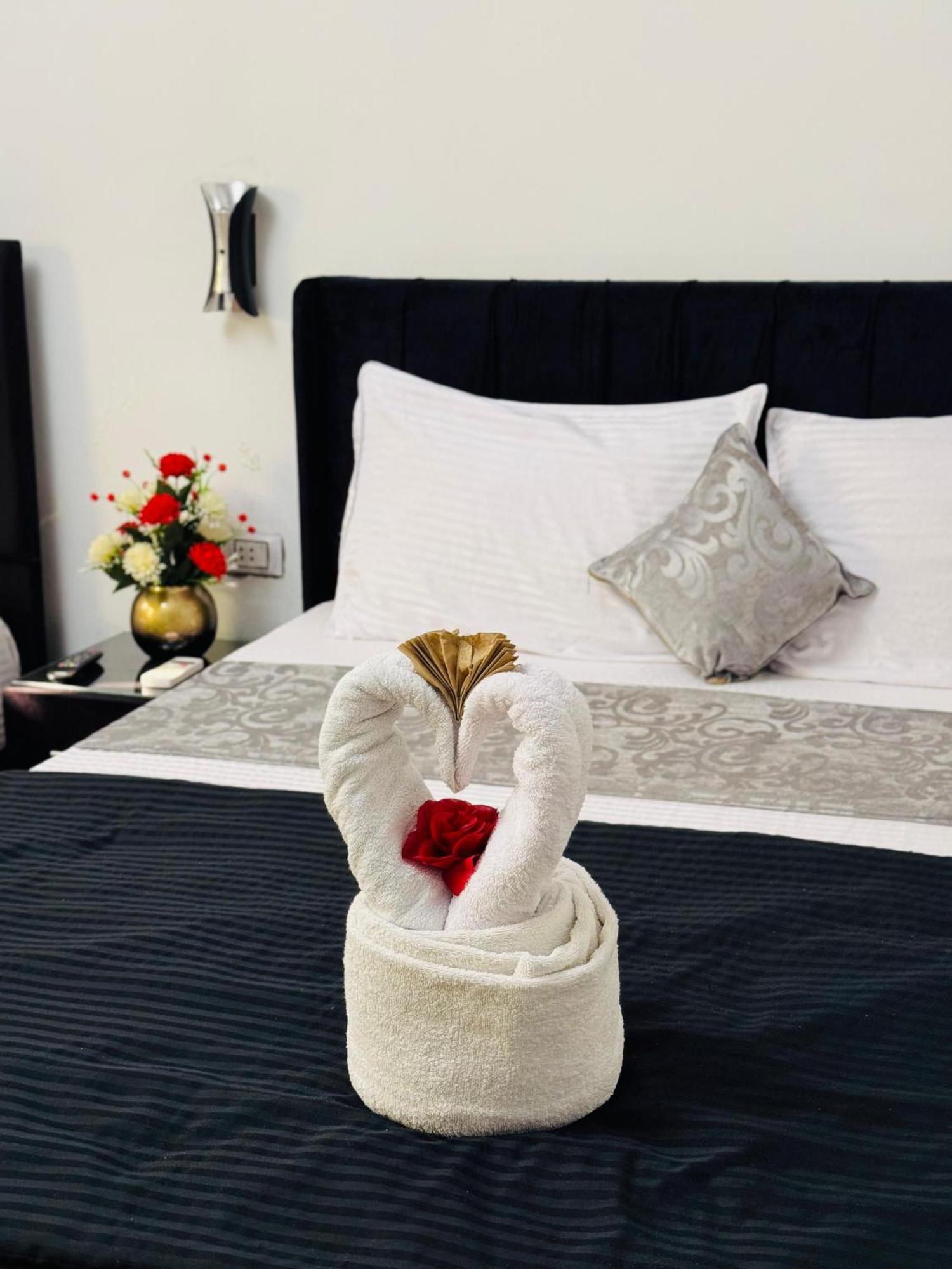 Pyramids Kingdom - Guest House Kafret el-Gabal 外观 照片